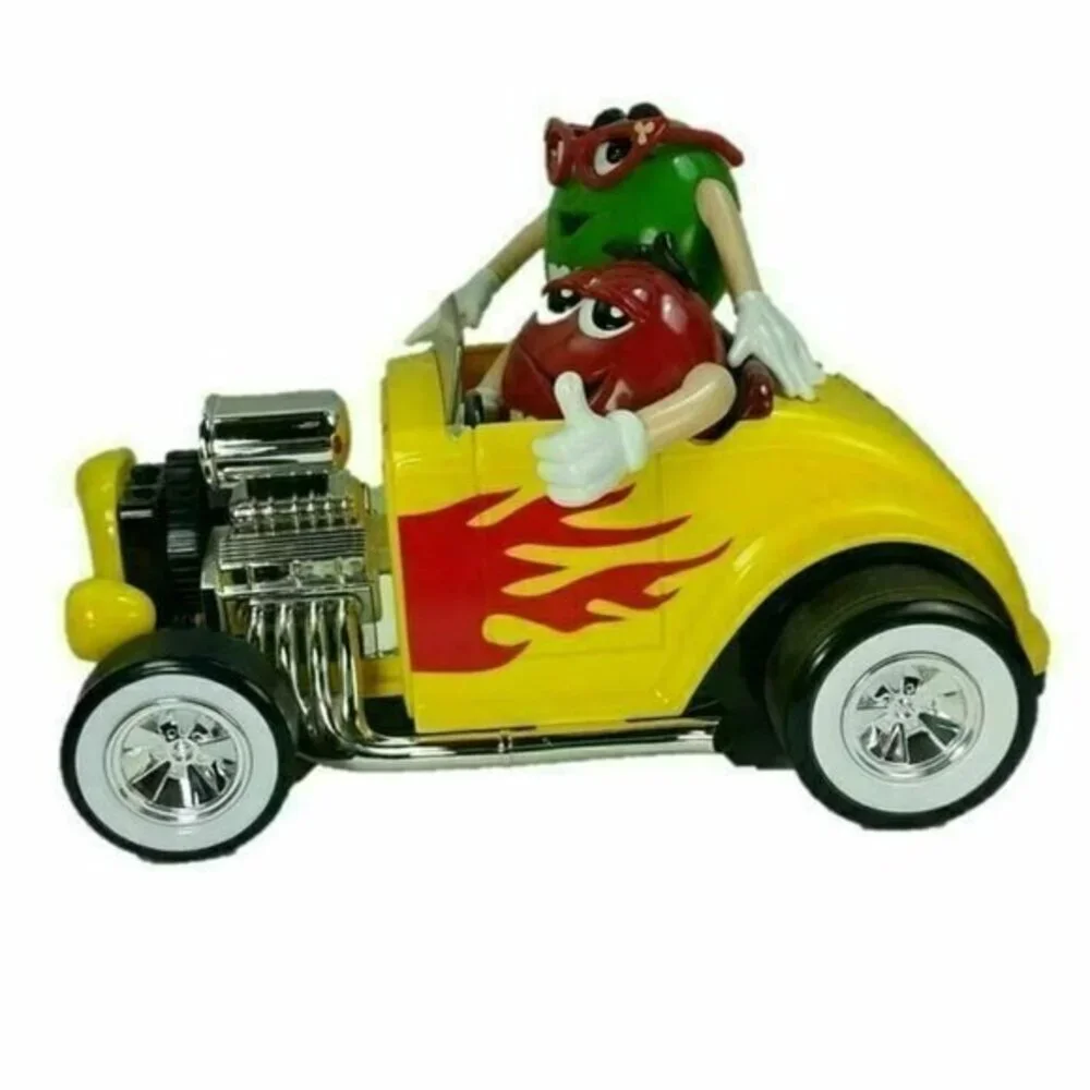 M & M Candy Dispenser Hot Rod Yellow‎ Roadster Rebel Without a Clue Jalopy Car